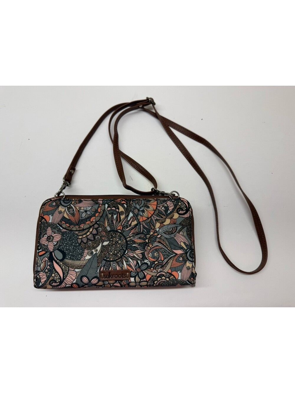 Sakroots Artist Circle Zip Around Crossbody Smartphone Wallet Floral Paisley